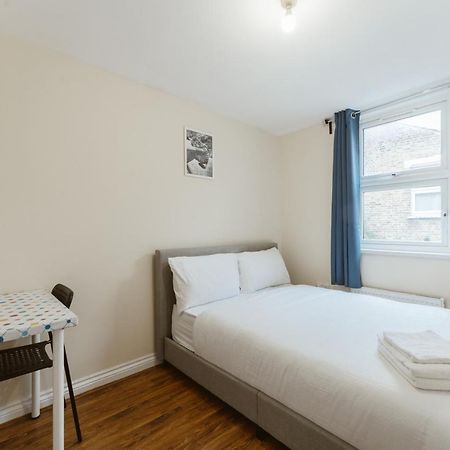 Mile End Rooms 57A Londra Esterno foto