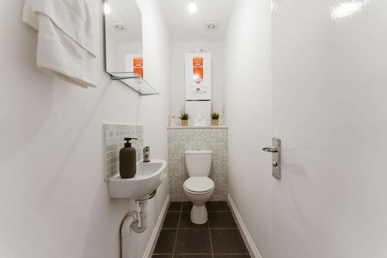 Mile End Rooms 57A Londra Esterno foto