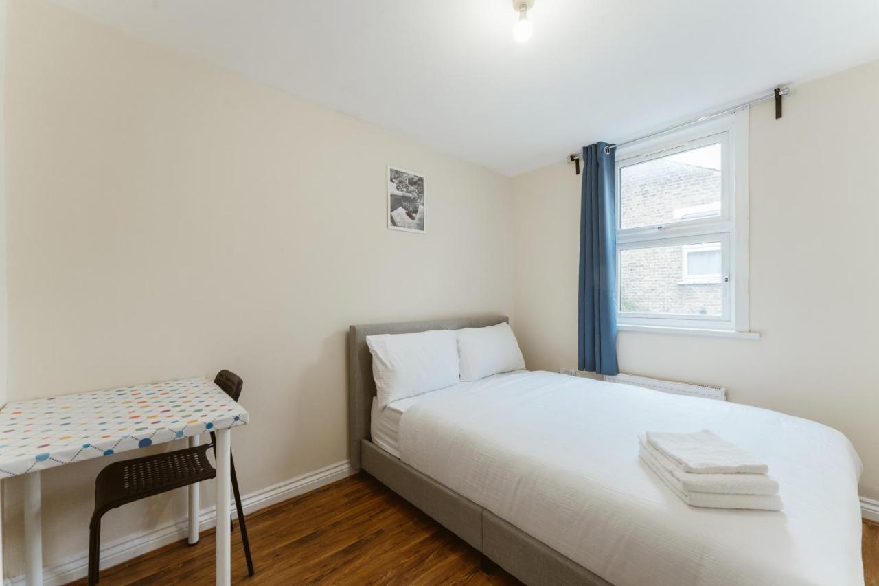 Mile End Rooms 57A Londra Esterno foto