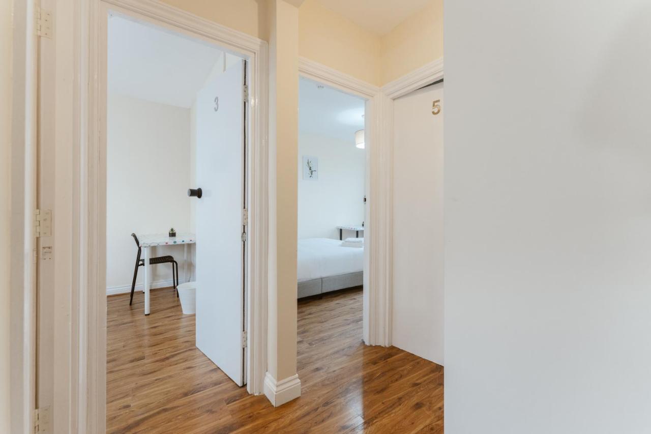 Mile End Rooms 57A Londra Esterno foto