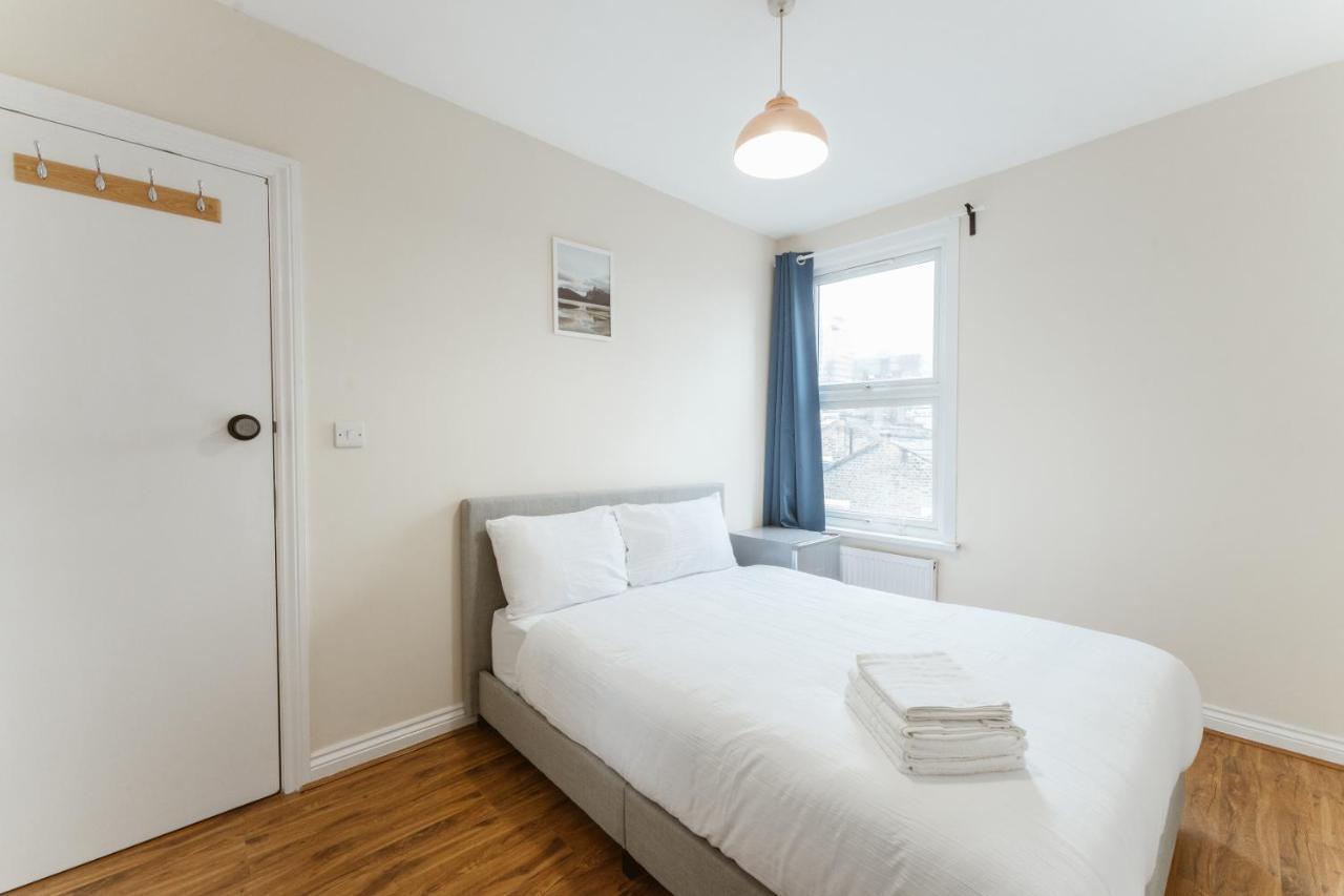Mile End Rooms 57A Londra Esterno foto