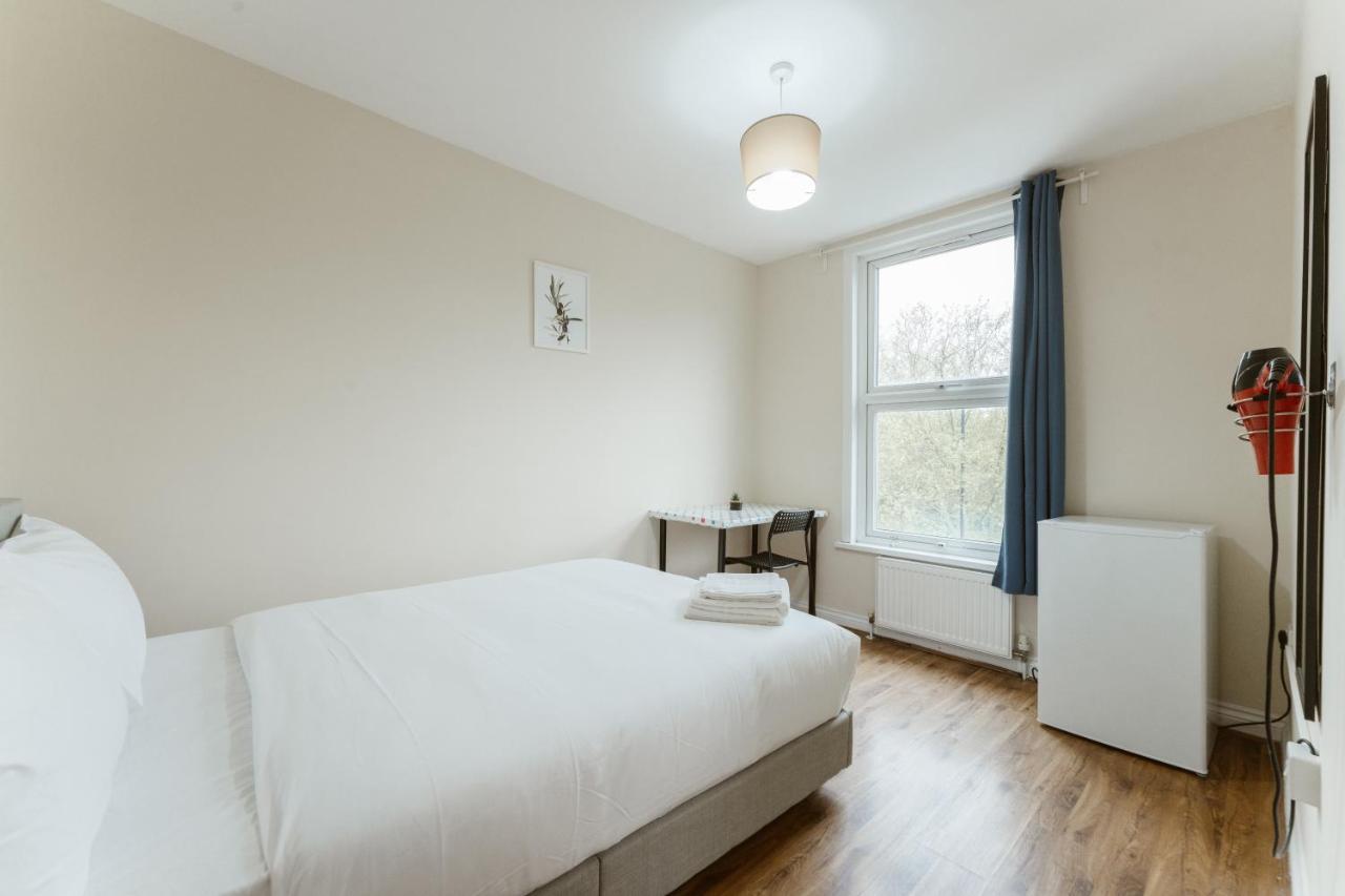 Mile End Rooms 57A Londra Esterno foto